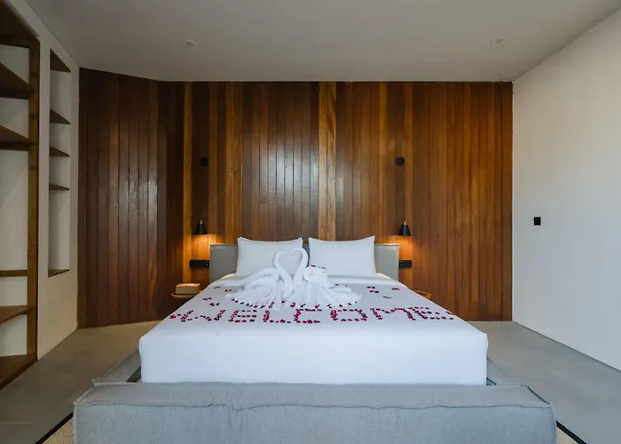 Lux Seis D 4br * تْشانغو